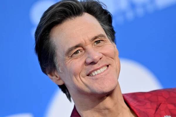 LOS ANGELES, CALIFORNIA - APRIL 05: Jim Carrey attends the Los Angeles Premiere Screening of "Sonic The Hedgehog 2" at Regency Village Theatre on April 05, 2022 in Los Angeles, California. (Photo by Axelle/Bauer-Griffin/FilmMagic)