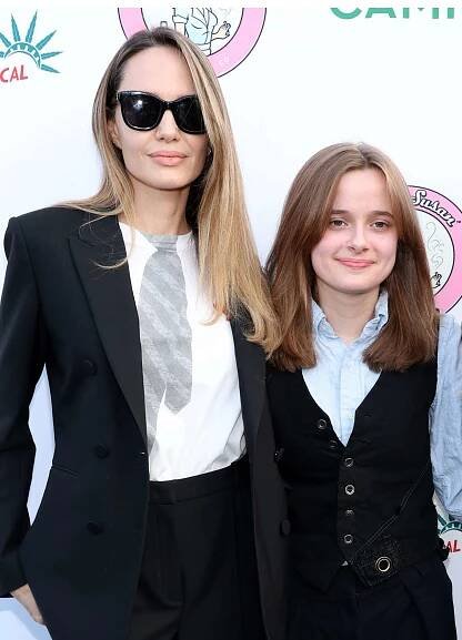 Angelina Jolie and Vivienne Jolie 