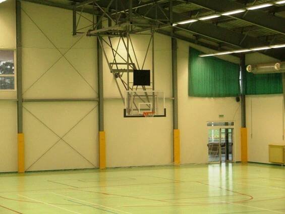 Sportovní hala a Městská sportoviště Králův Dvůr - Fotogalerie
