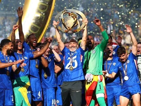 V nominaci na Zlatý míč je devět vítězů Ligy mistrů z PSG, opět chybějí Messi i Ronaldo - Sport.cz