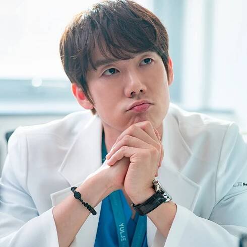 Yoo Yeon Seok 19