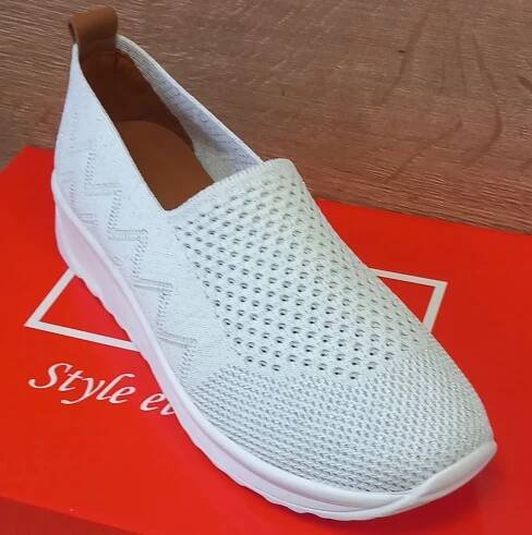 LOOKE FRANCENE