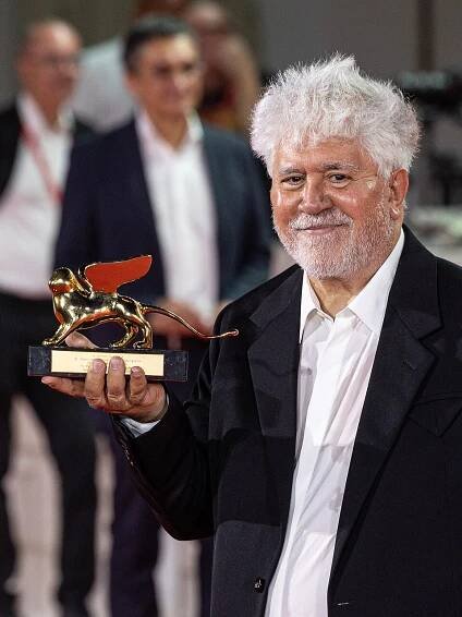 Soubor:Pedro Almodóvar-69698.jpg – Wikipedie