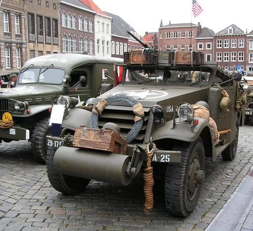 Soubor:White M3A1.jpeg – Wikipedie
