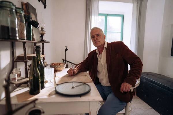 Tomáš Hanák provází i středními Čechami. Podívá se do bývalých dolů