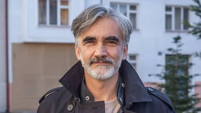 Ulice: Martin Myšička zavzpomínal na linku domácího násilí. Těhotná kolegyně zkomplikovala natáčení