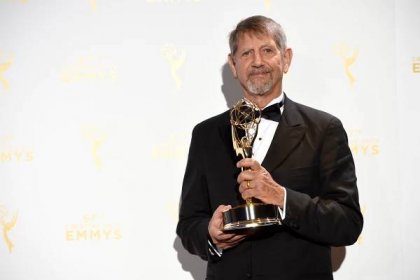 Peter Coyote to Play Robert Mueller in CBS Studios Miniseries