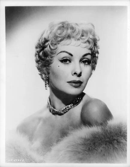 Jeanne Crain In 'The Fastest Gun Alive', Archive Photos | Plakáty, Obrazy a Fototapety na zeď | Posters.cz
