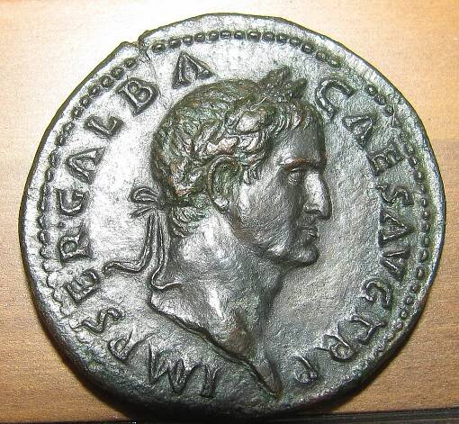 Soubor:Bronze Galba MBA Lyon.JPG