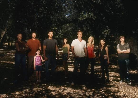 Aisha Hinds, Tyler Labine, Ariel Gade, Eddie Cibrian, Lisa Sheridan, William Fichtner, Kari Matchett, Alexis Dziena, Evan Peters - Invaze - Promo
