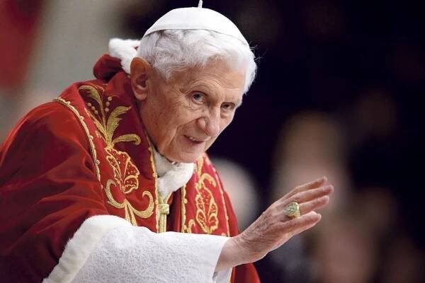 Benedikt XVI.