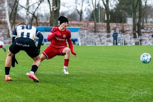 Mrazivý souboj na umělce: FC Hradec Králové B vs. MFK Chrudim B (1:3) - Baži-foto
