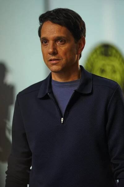 Cobra Kai - Back in Black (S02E02) (2019)