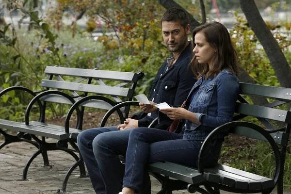Ryan Eggold, Ana Nogueira - Černá listina - Cestovní agentura (č. 90) - Z filmu