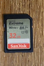 SanDisk SDHC Extreme 32GB 90MB/s UHS-I U3 V30 - FOTORI bazar foto a video techniky