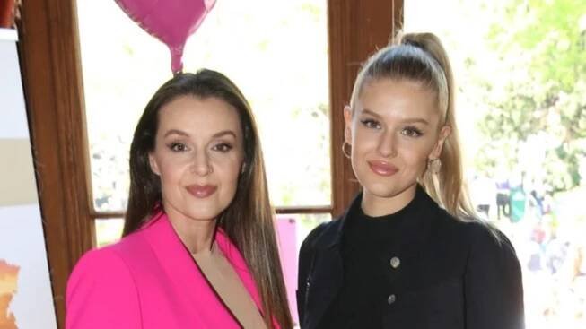 Iva Kubelková září v bikinách vedle dcery Natálie. Kráska ukázala, že věk je jen číslo