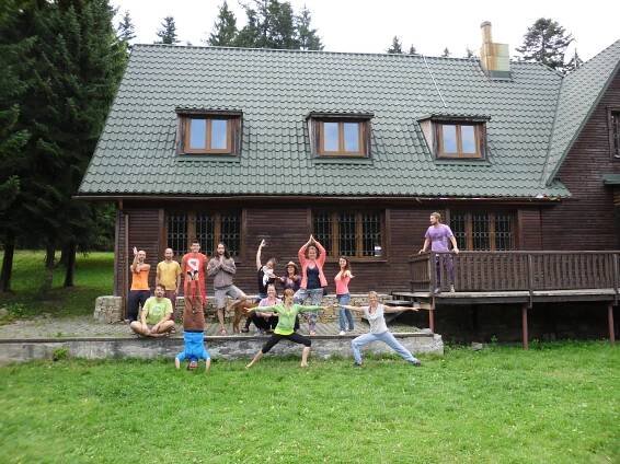 Joga na chate pri Lúčkach (september 2016) – DeniYOGA