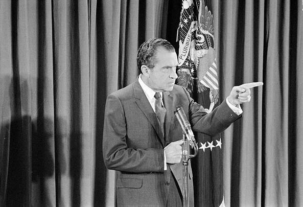 ‘Richard Nixon,’ Portrait of a Thin-Skinned, Media-Hating President