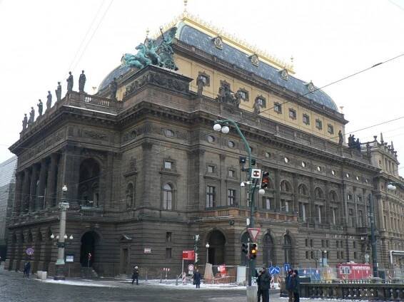 Národní divadlo představilo program nové sezony. Diváky čeká 16 premiér - TOPZINE.cz