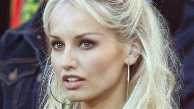Adriana Sklenaříková v roce 2000.
