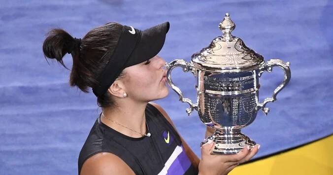 Sereně Williamsové rekordní titul znovu unikl, ve finále US Open nestačila na Andreescuovou