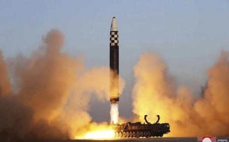 KLDR vypálila nebezpečnou mezikontinentální balistickou raketu, která mohla zasáhnout USA. Japonci bijí na poplach
