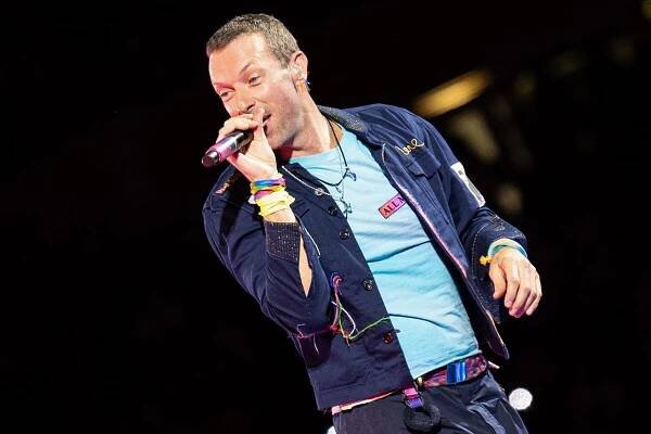 Swifties ve Vídni se dočkali. Po zrušených koncertech Taylor Swift tam zahráli její hit Coldplay