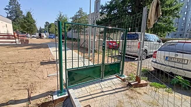 Brány a oplocení, instalace a zapojení pohonů bran Tousek - mwz.cz