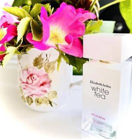 White Tea Wild Rose Elizabeth Arden pro ženy