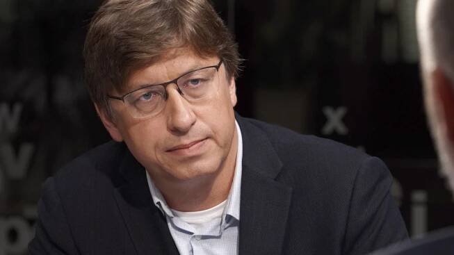 Historik Blažek: Petr Pavel svou minulost relativizuje. Měl štěstí, že přišel rok 89