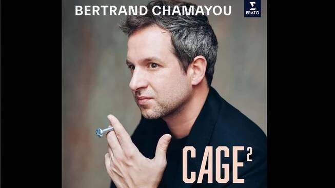 Skladby Johna Cage pro preparovaný klavír natočil Bertrand Chamayou