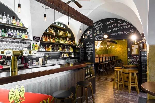 Pronájem, Bar, 53 m2 - Dolní náměstí, Olomouc