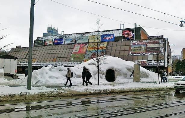 LIBEREC IGLU BAR PRED KULTURNIM DOMEM