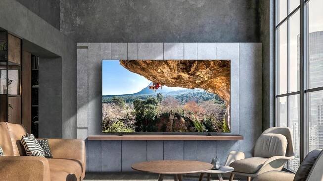 Televize Samsung GU98DU9079U 98" LED 100Hz 4K Crystal UHD Smart TV DVB-T2 3D technologie bez