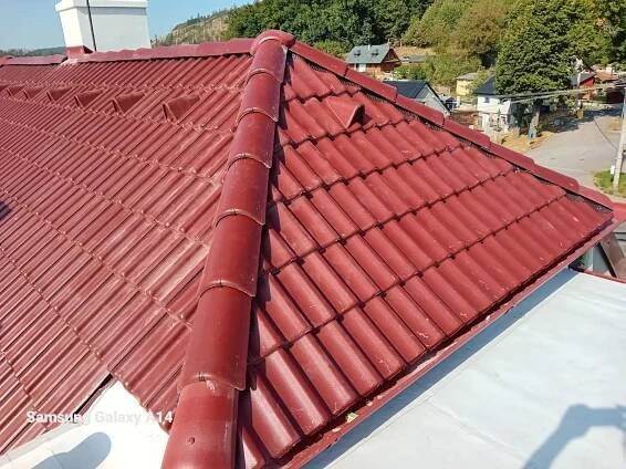Roofman - Střechy a stavby na klíč| Rekonstrukce RD Trnávka , střecha vč izolace a zateplení fasády_dotace