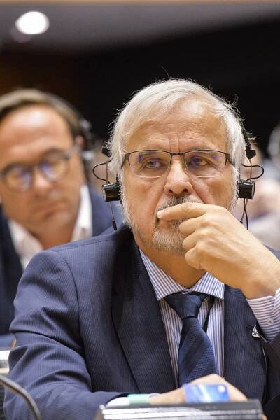 MUDr. Ivan David, CSc. | Europoslanec