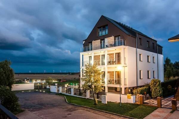 Relax přímo u Baltu pro pár i rodinu: krásné apartmány s kuchyňkou