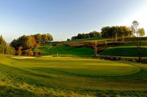 Ypsilon Golf Resort Liberec | SVOBODA & WILLIAMS