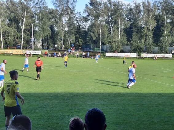 OBRAZEM: Patnáct let v dresu Libhoště. Dojatý „Eki“ po derby ukončil kariéru