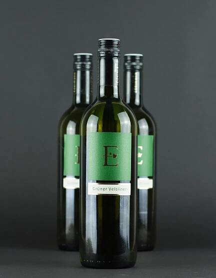 Grüner Veltliner biele víno