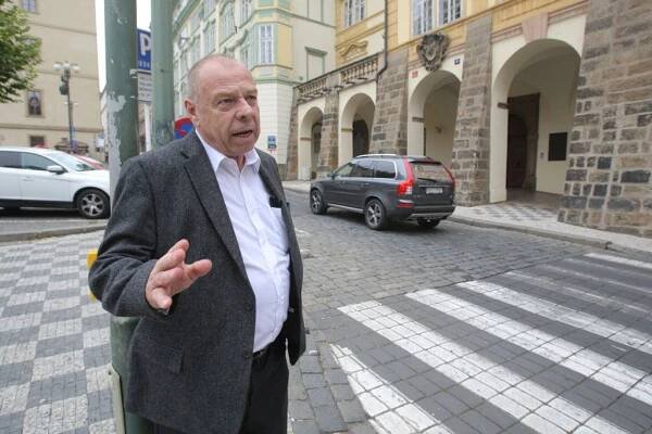 Den s Jaroslavem Zavadilem: Autobusem na pivo s dvoutisícovkou v kapse