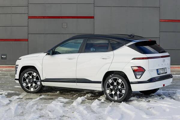 Test Hyundaie Kona Electric: Další povedený elektromobil s pixely