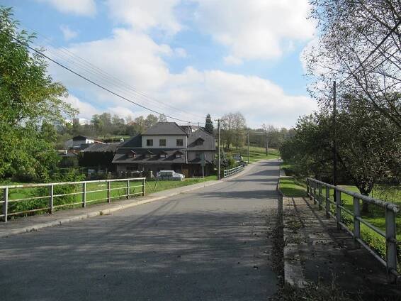 Soubor:Svárov (UH), most.JPG