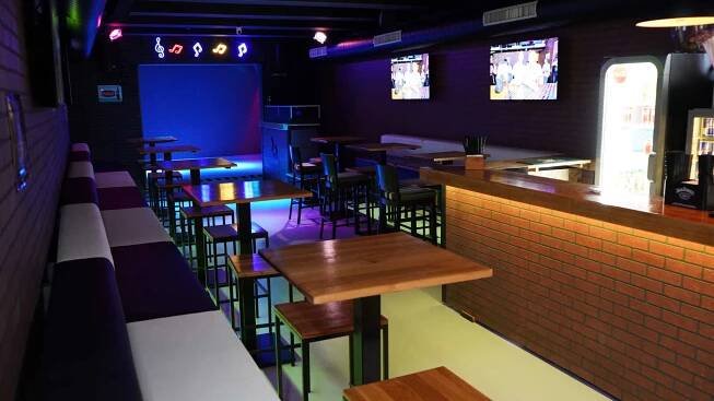 Home Slideshow Header 1