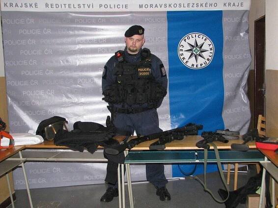 Policie představila speciální pořádkovou jednotku