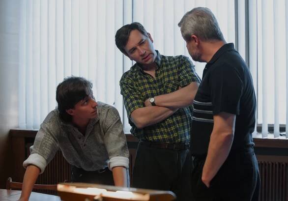 FOTO: Seriál Devadesátky (2022) je minisérie České televize. – stránka 63