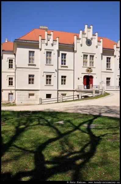 Hradiště (Blovice) – fotografie / hrady-zriceniny.cz