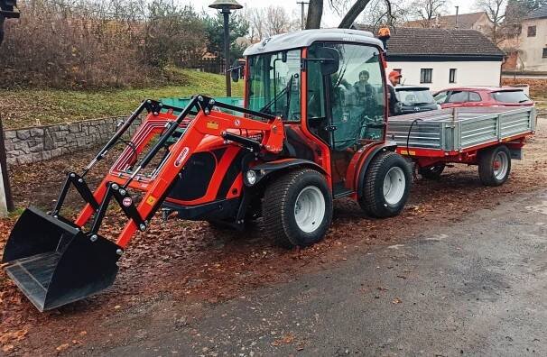 Antonio Carraro TTR 4800 HST pro Obec Sluštice