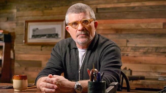 David Mamet’s Top 9 Tips For Writing Dialogue - 2025 - MasterClass