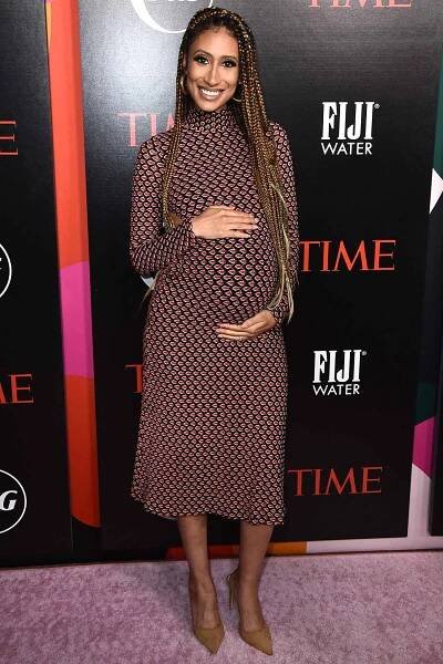 Pregnant Celebrities Showing Baby Bumps in 2022: Photos